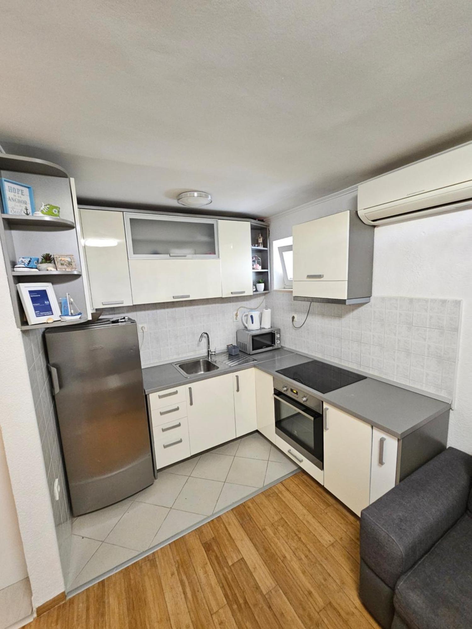 מאקרסקה Apartments Iva מראה חיצוני תמונה